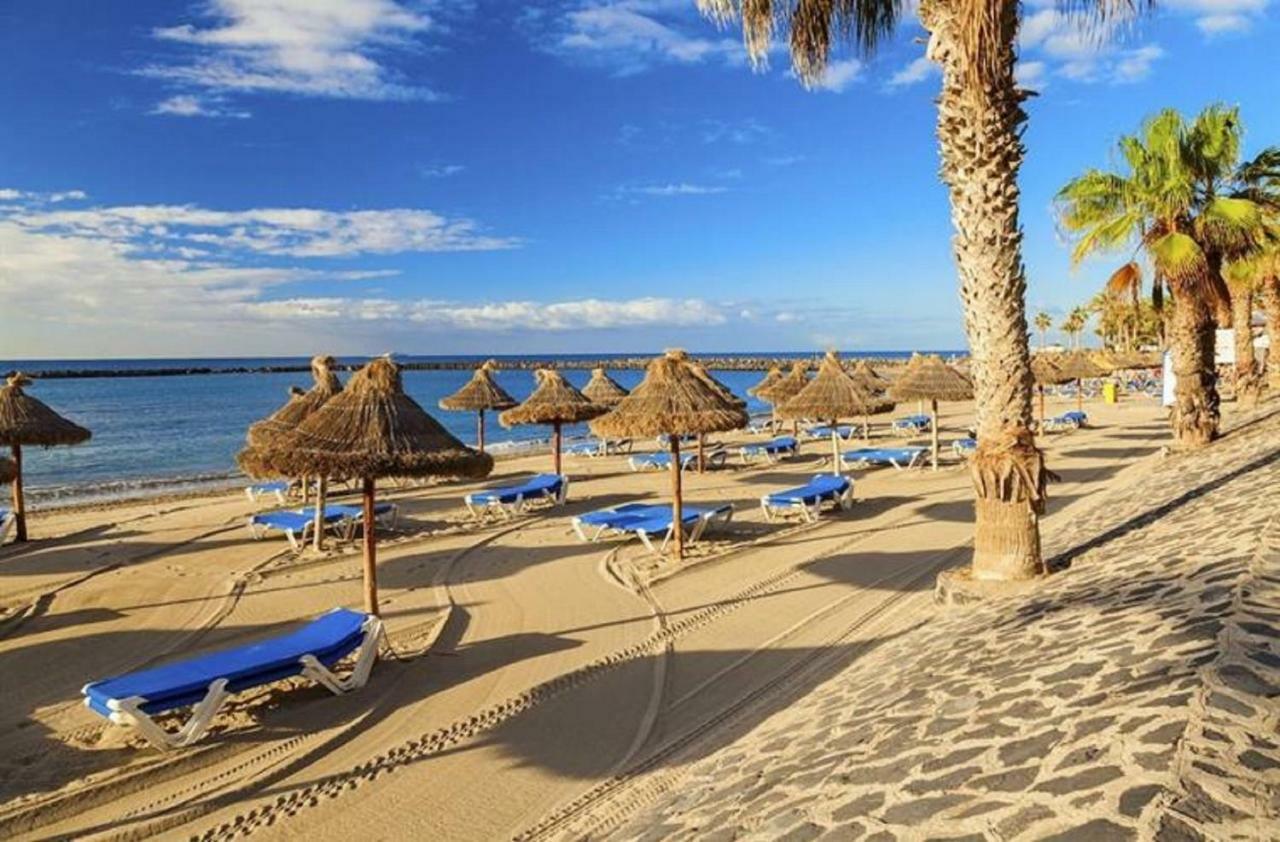 Sea Breeze In Playa De Las Americas With Parking Экстерьер фото